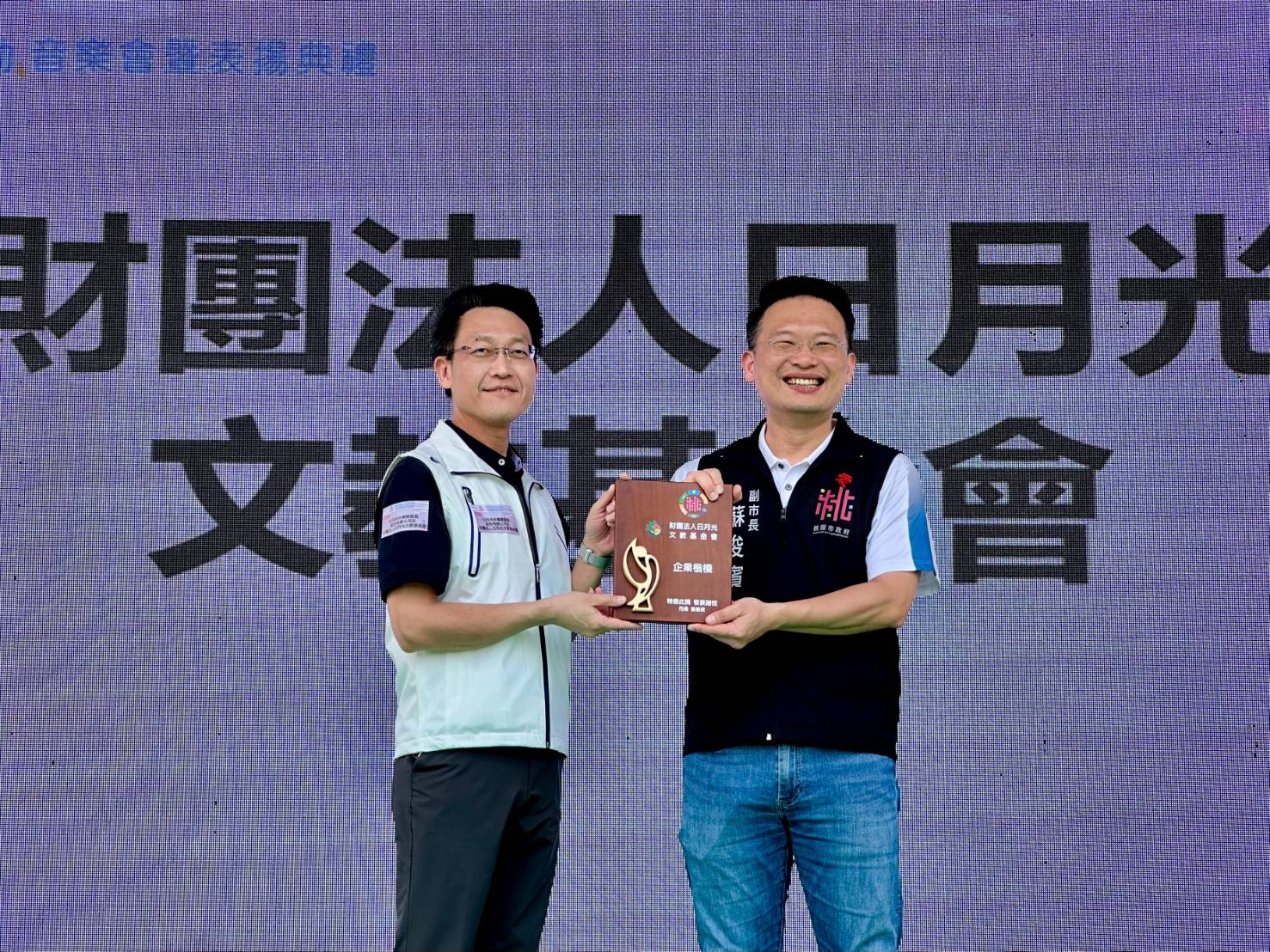 65dcaaef-b600-4974-8d43-1569e8c61441.jpg